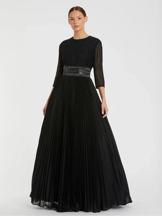 Mac Duggal Dresses & Skirts - Mac Duggal Black Shimmering Pleated 3/4 Sleeve Ball Gown Size 6 and 4